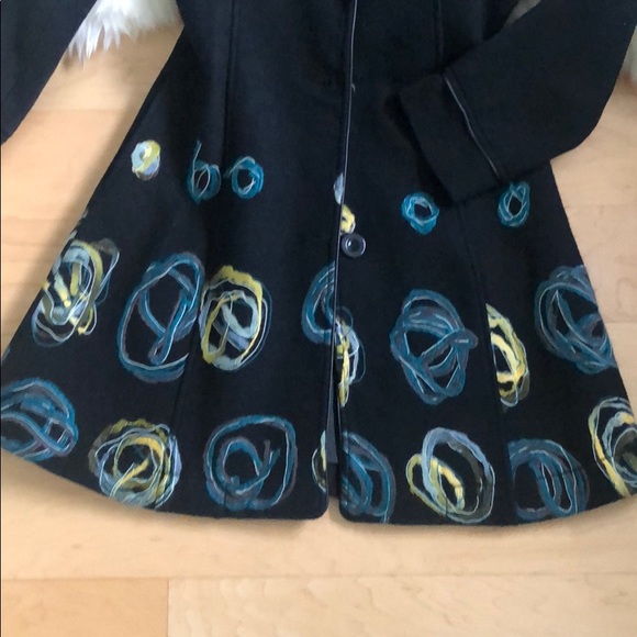 Ladies stylish jacket - Picture 3 of 9